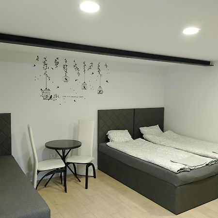 Apartament Z Ogrodem I بشيميش المظهر الخارجي الصورة